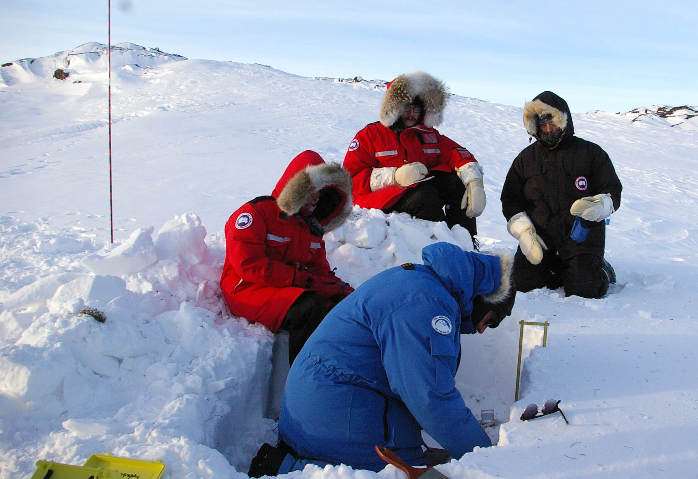 Sentinel North International Arctic Field School - Scientists studying snow near Iqaluit